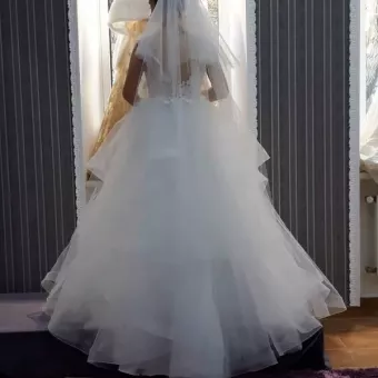 Весільний салон Fenix Dress