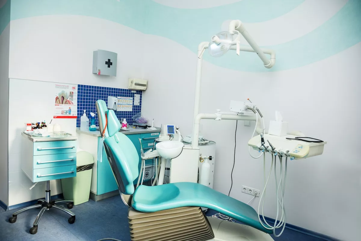 ᐅ Стоматология Smile на Осокорках Київ проспект Миколи Бажана, 12