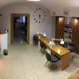 Салон краси "Past simple nail studio"