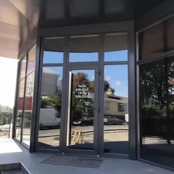 Ксервіс Груп – віконні та дверні конструкції з алюмінію чи ПВХ