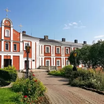 Домініканський монастир (Волинська духовна семінарія УПЦ)