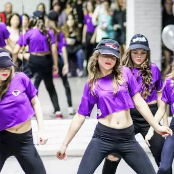 DIAMOND dance center