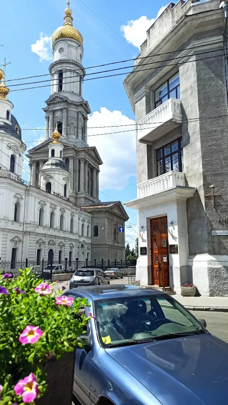 Харківський коледж будівництва, архітектури та дизайну (ХКБАД), вулиця Квітки-Основ'яненка, 4/6, Харків