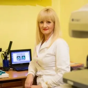 Ажар Оксана Миколаївна, Дитячий офтальмолог