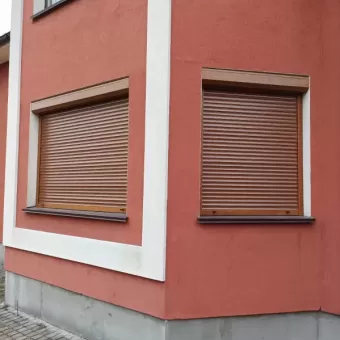 Вікна ТОП: жалюзі та захисні ролети на вікна та двері