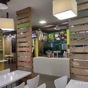 Цибулька - Ресторан швидкого обслуговування у Тернополі. Безкоштовна доставка їжі (фаст-фуд, піца)