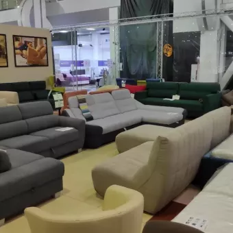 Магазин меблів «Лісма» у Чернівцях: дивани, кухонні куточки, ліжка, крісла та стільці