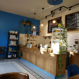 Blue Bird coffee shop