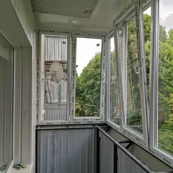 Ваш Балкон - Металопластикові вікна
