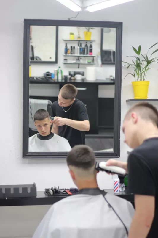 БАРБЕРШОП ✂️EXCELLENT - академия барберинга, вулиця Кропивницького, 1а, Вінниця
